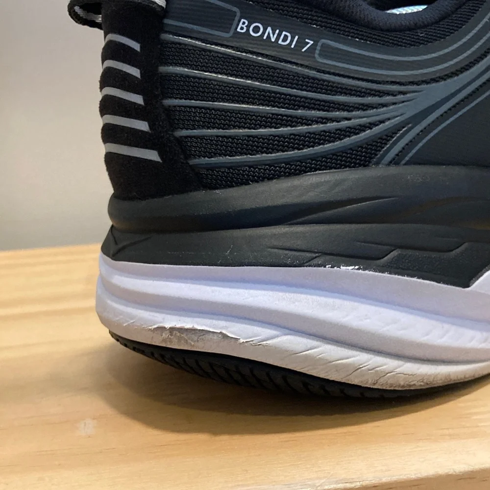 Hoka Bondi 7 Men's Black and White Road Running Shoes Size 13 - Picture 11 of 15